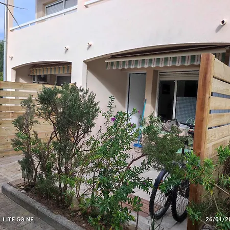Apartment Bord De *