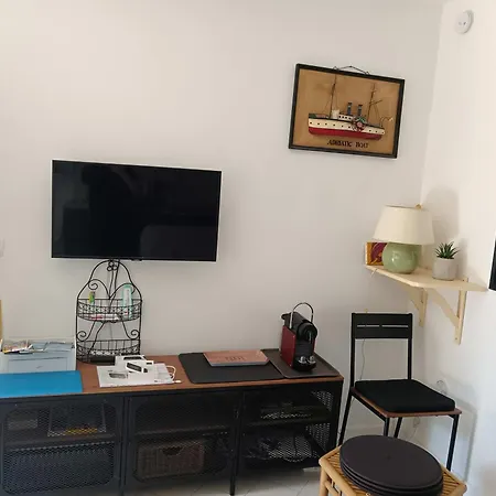 Apartment Bord De *